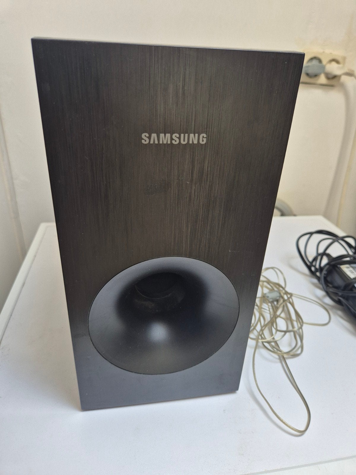 Samsung soundbar HW J355, Soundbar, 70 watt of meer, Zo goed als nieuw, Overige spelers