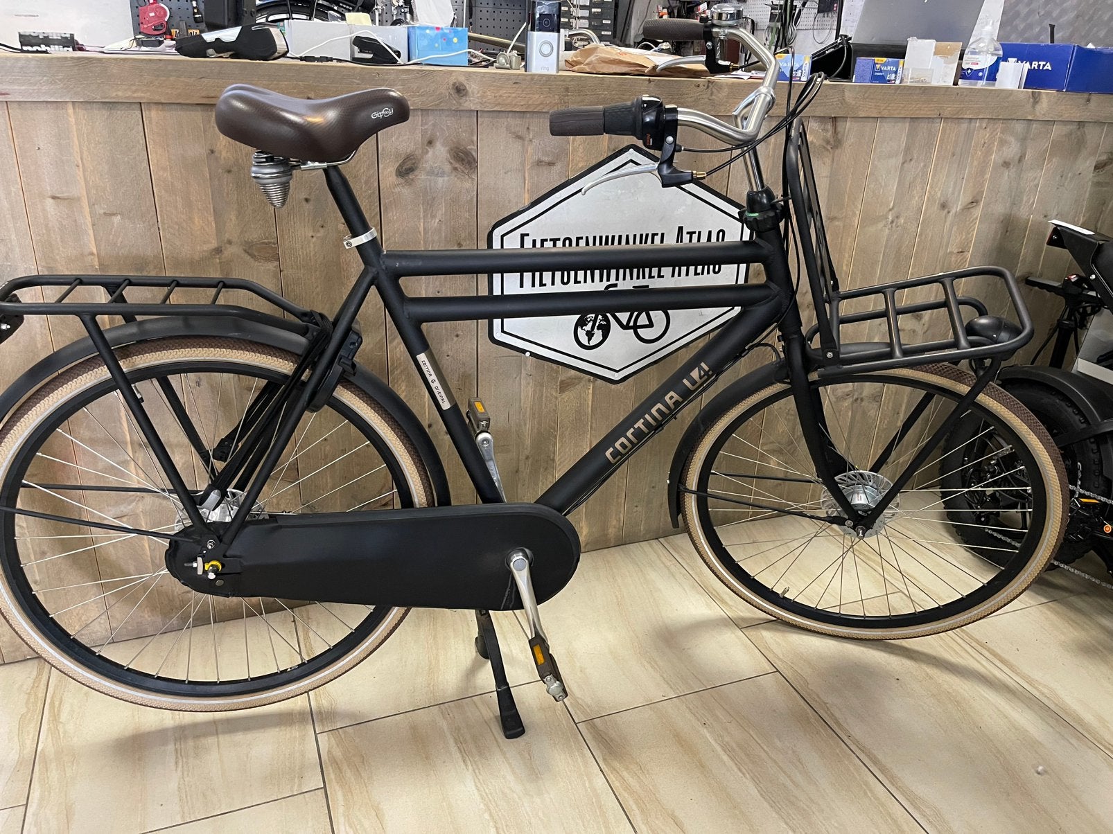 Cortina u4 transportfiets 28 inch 8 versnellingen maat 65 cm, Fietsen en Brommers, Fietsen | Heren | Herenfietsen, O, O, O, Versnellingen