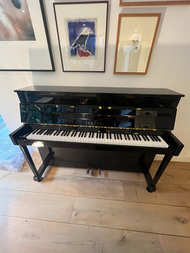 Yamaha E110N, Ophalen, Gebruikt, Zwart, Piano