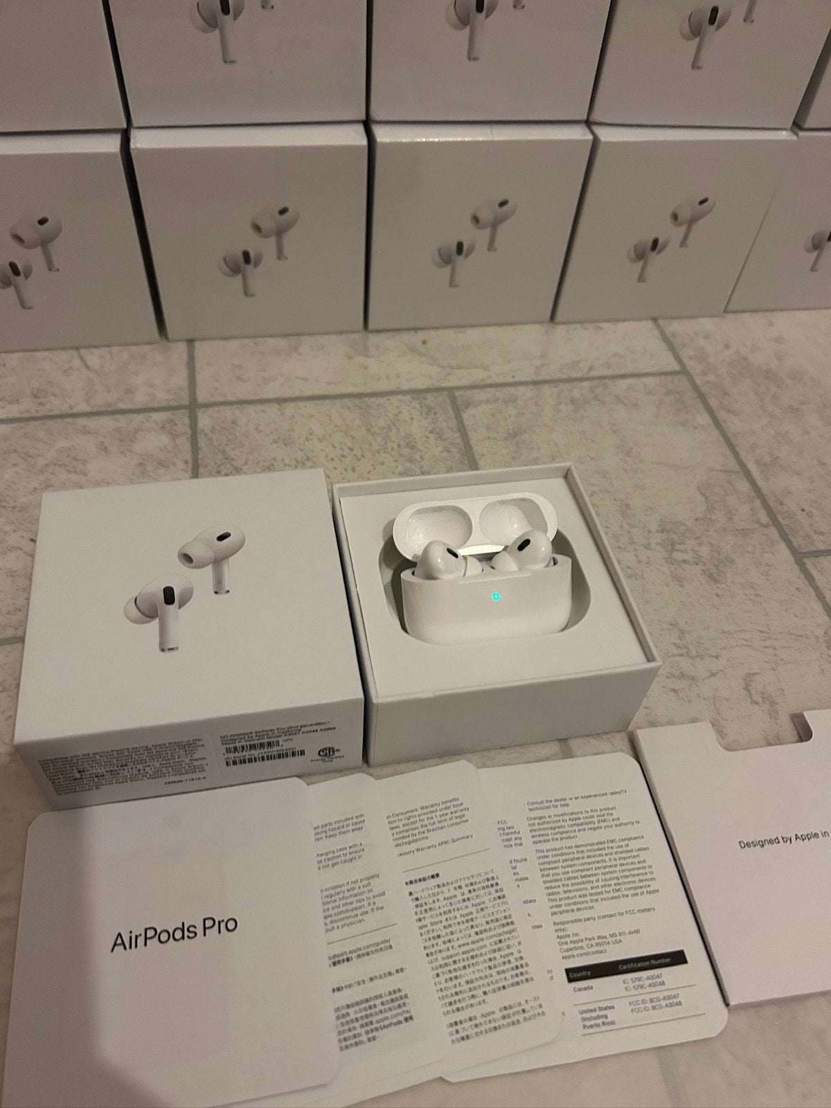 AirPods pro 2 Nieuw ACTIE!!, Bluetooth, Ophalen of Verzenden, Zo goed als nieuw, In oorschelp (earbud)