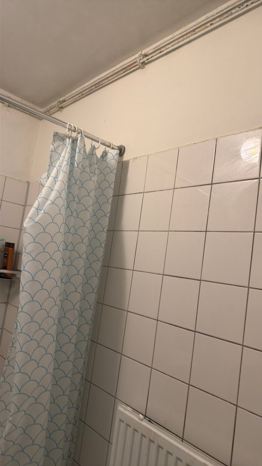 Iemand gezocht voor Bad kamer betegelen, Huis en Inrichting, Ophalen, Zo goed als nieuw