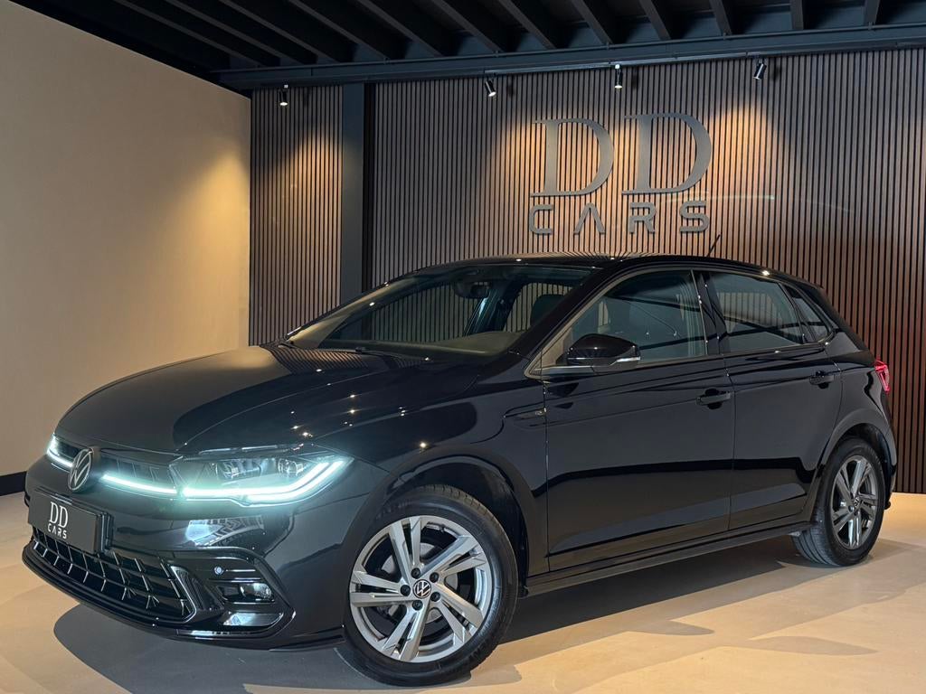 Volkswagen Polo 1.0 TSI R Line | Camera | IQ Light | Sfeer |, Stof, Zwart, 95 pk, Zwart