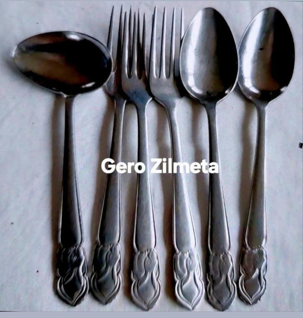 Gero Zilmeta kinderbestek konijnen, Huis en Inrichting, Keuken | Bestek, Ophalen of Verzenden, Gebruikt, Rvs of Chroom