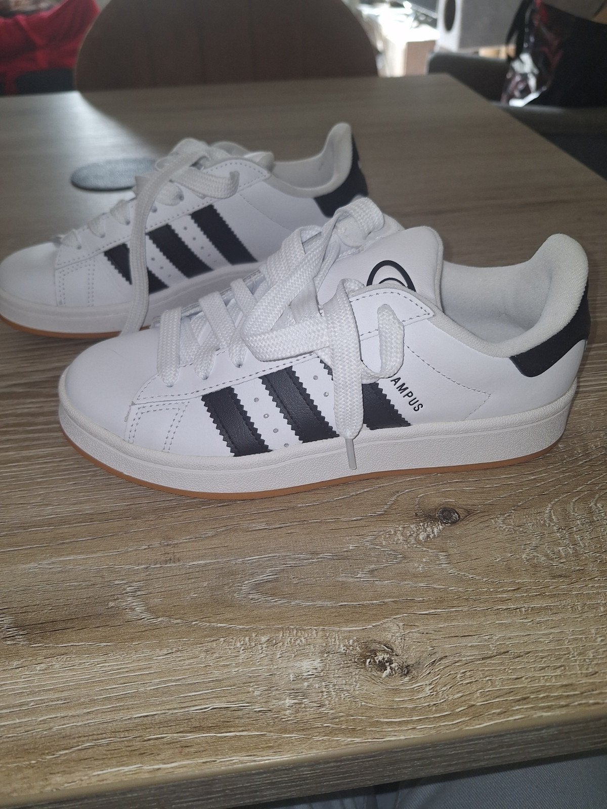 Adidas Campus sneakers wit met zwart, maat 38, Ophalen of Verzenden, Nieuw, Wit, Sneakers of Gympen