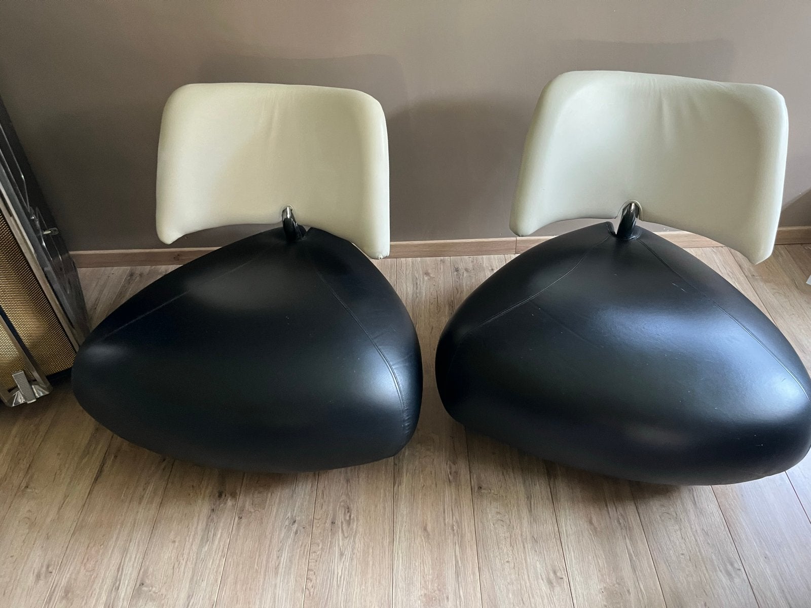 Set van 2 design stoelen Leolux Pallone, Huis en Inrichting, Stoelen, Gebruikt, Twee, Leer, Zwart, Ophalen