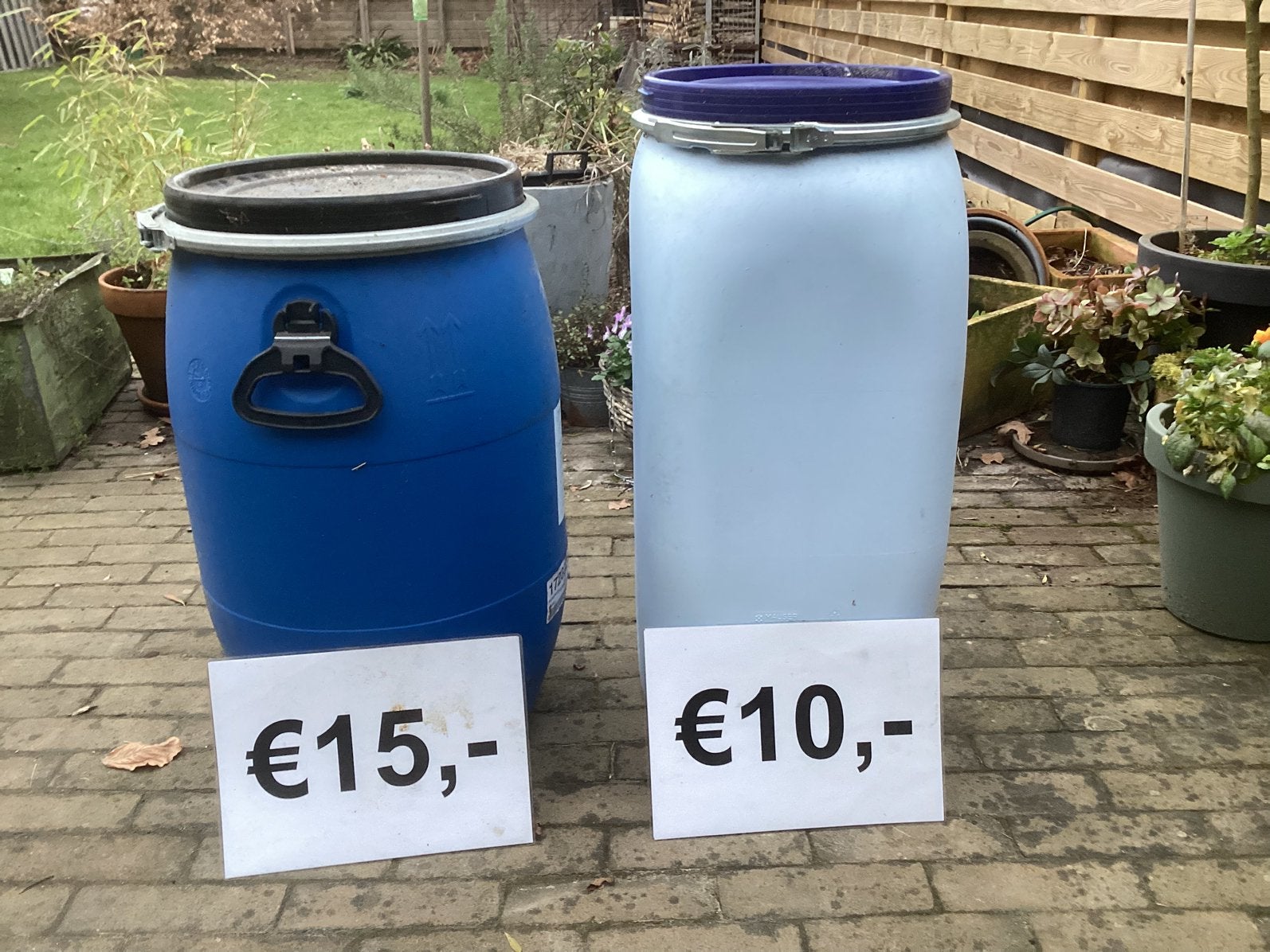 KUNSTSTOF VATEN PELLETS NOODVOORRAAD VOERTON HOUTSKOOL TON, NVT, Kunststof, NVT, Ophalen of Verzenden