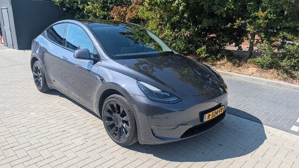 Tesla Model Y 2022 SOH 92% longe range AWD 75 kWh, Auto's, Automaat, Origineel Nederlands, Vierwielaandrijving, 1954 kg
