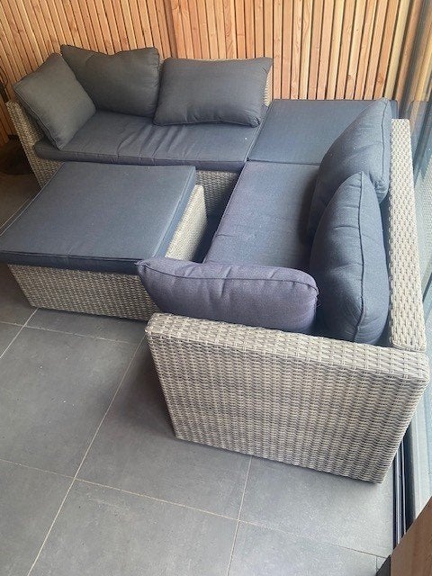 Loungeset, Ophalen, 4 zitplaatsen, Kunststof, Gebruikt