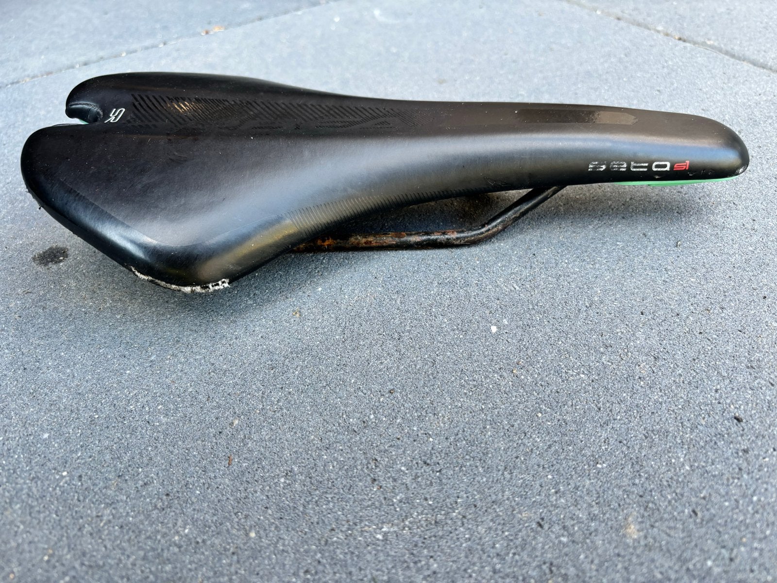 Gebruikt orbea racefietszadel, Fietsen en Brommers, Fietsonderdelen, Gebruikt, Kunststof, Ophalen of Verzenden, Zadel