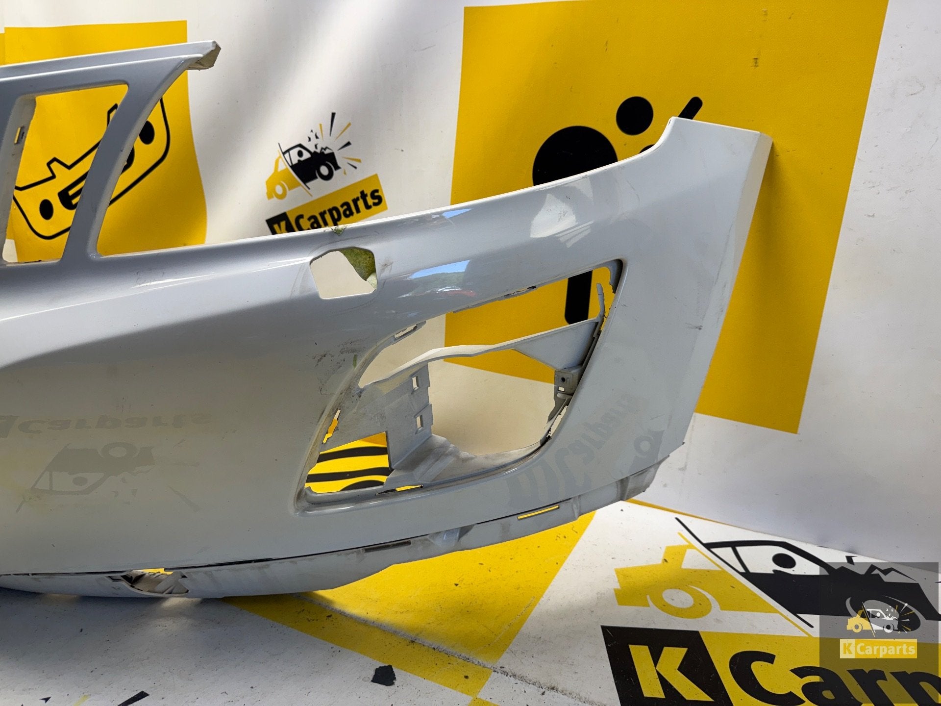 Volvo XC60 2009-2013 Voorbumper origineel 30763408, Gebruikt, Gunnar Engellaus vag 8
405 31  Gothenburg, SE, Voor, Info@volvocars.com
