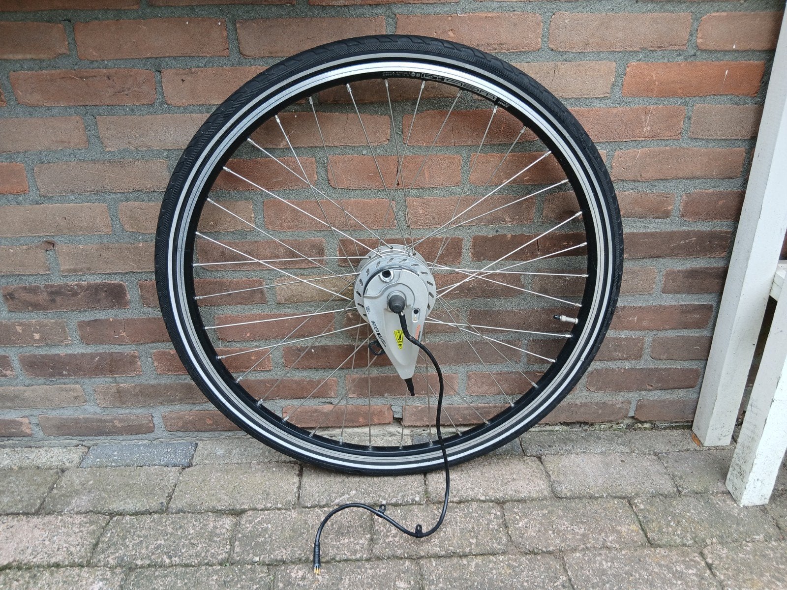 Shimano Nexus voorwiel 28 inch met 36V e-bike motor, Fietsen en Brommers, Gebruikt, Ophalen of Verzenden, Shimano, Elektrische fiets