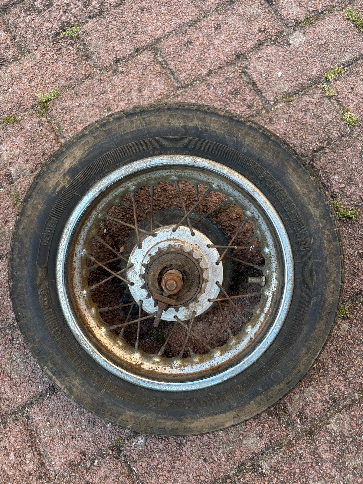 10" achterwiel, Motoren, Onderdelen | Harley-Davidson, Ophalen of Verzenden, Gebruikt
