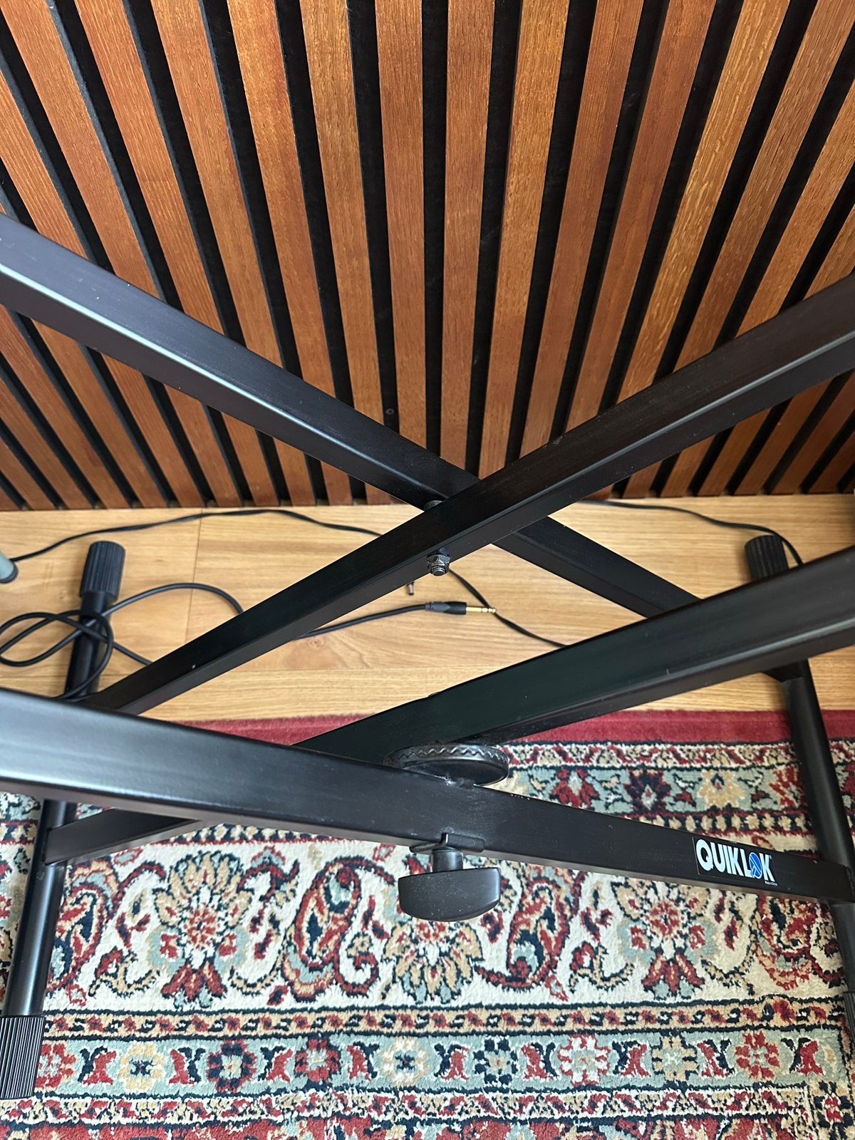 Foto 3 van Quiklok Keyboardstandaard - Zwart, Stevig en Verstelbaar