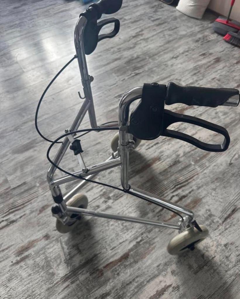 Rollator Delta Chroom - 3 wiel Rollator, Diversen, Ophalen, Gebruikt