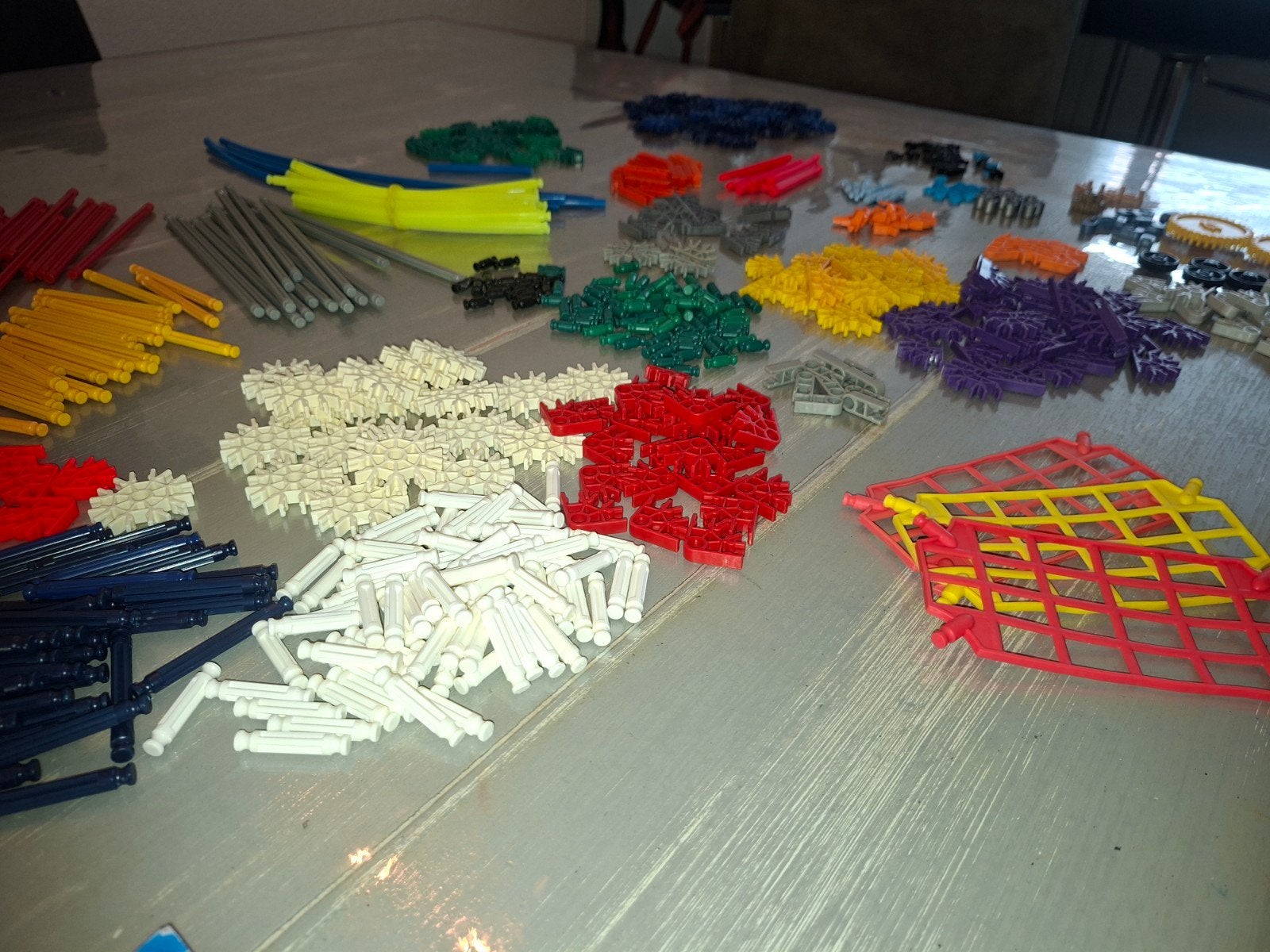 K'nex twee kleine sets en één grote, +/- 600 onderdelen, Ophalen of Verzenden, Gebruikt, K'nex