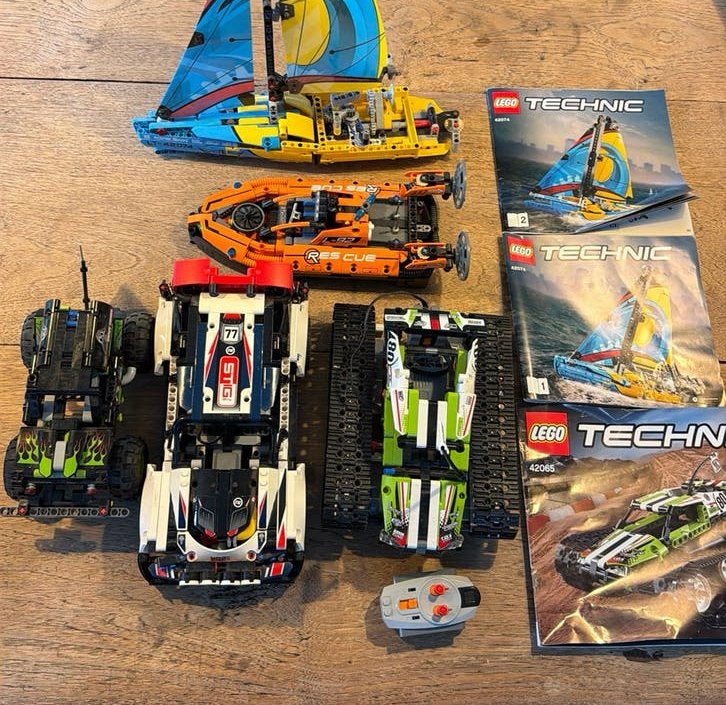 LEGO Technic partij–5 sets –Top Gear, Hovercraft en Zeilboot, Ophalen of Verzenden, Gebruikt, Lego