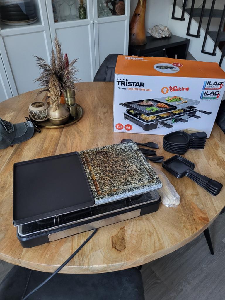 Tristar PD-9051 Raclette Stone Grill - 8 personen, Ophalen, Zo goed als nieuw