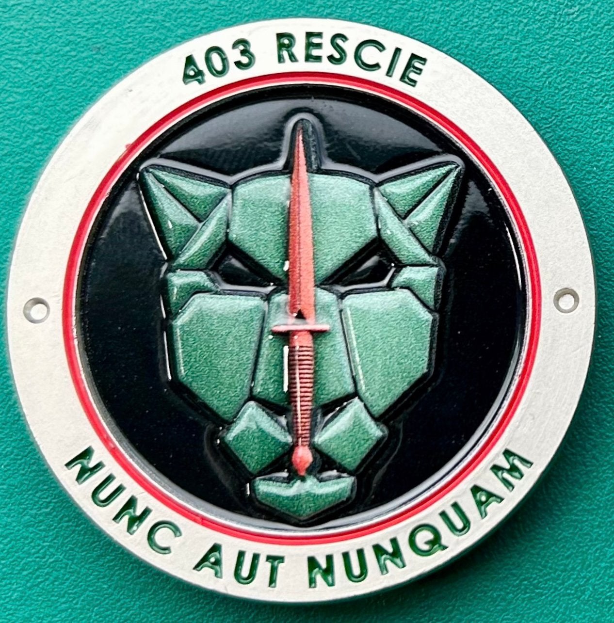 Coin Korps Commamdotroepen 403 RESCIE, Verzamelen, Verzenden, Landmacht, Nederland, Embleem of Badge