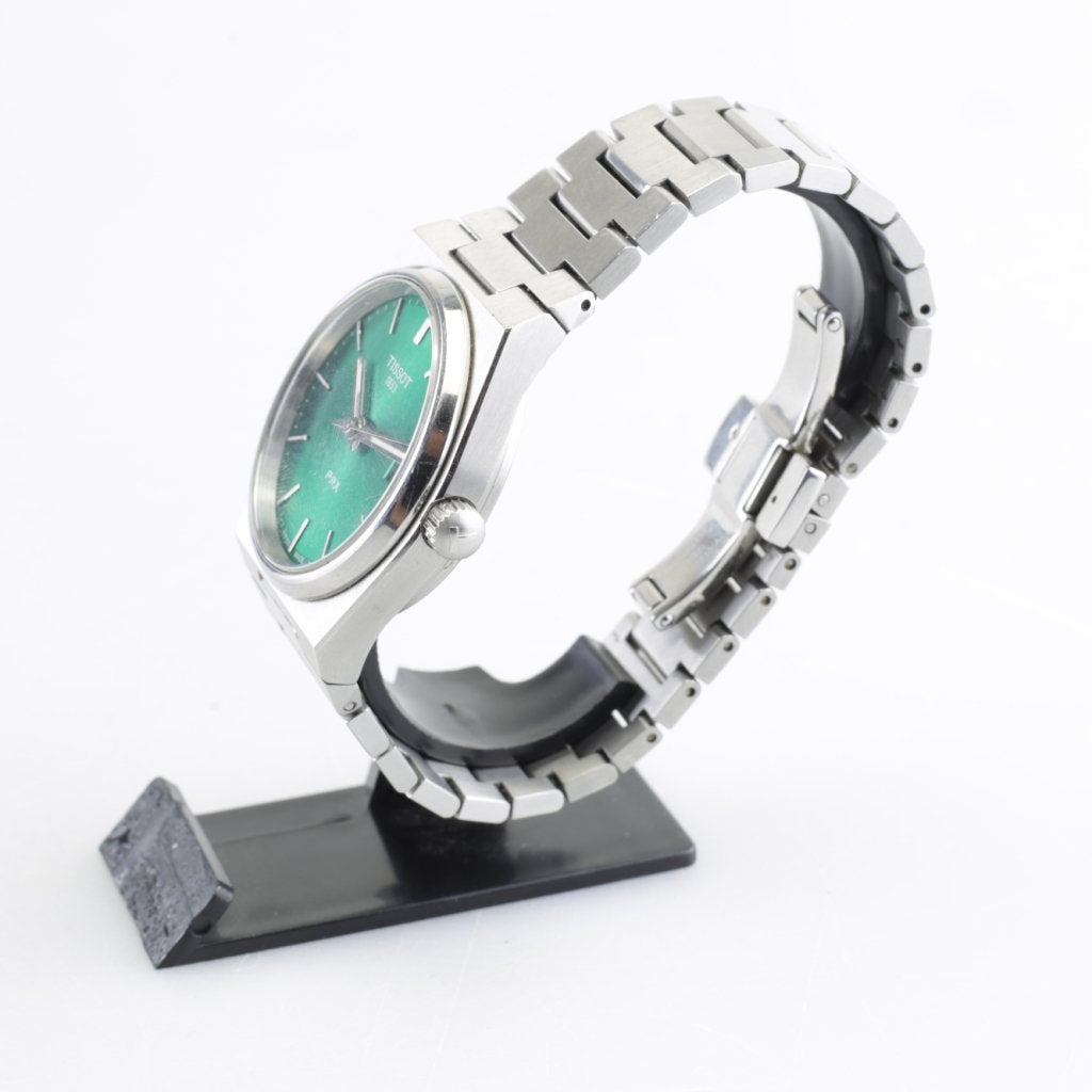 Tissot PRX  T137.410.11.091.Green PRX 40MM, Tissot, Zo goed als nieuw, Support@tissot.com, Rue Louis-Joseph Chevalier 1
2002 Neuchâtel
Switzerland