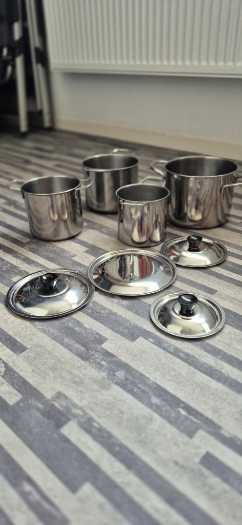 Pannenset 4-delig voor camping, Caravans en Kamperen, Ophalen, Gebruikt, Campingstoel