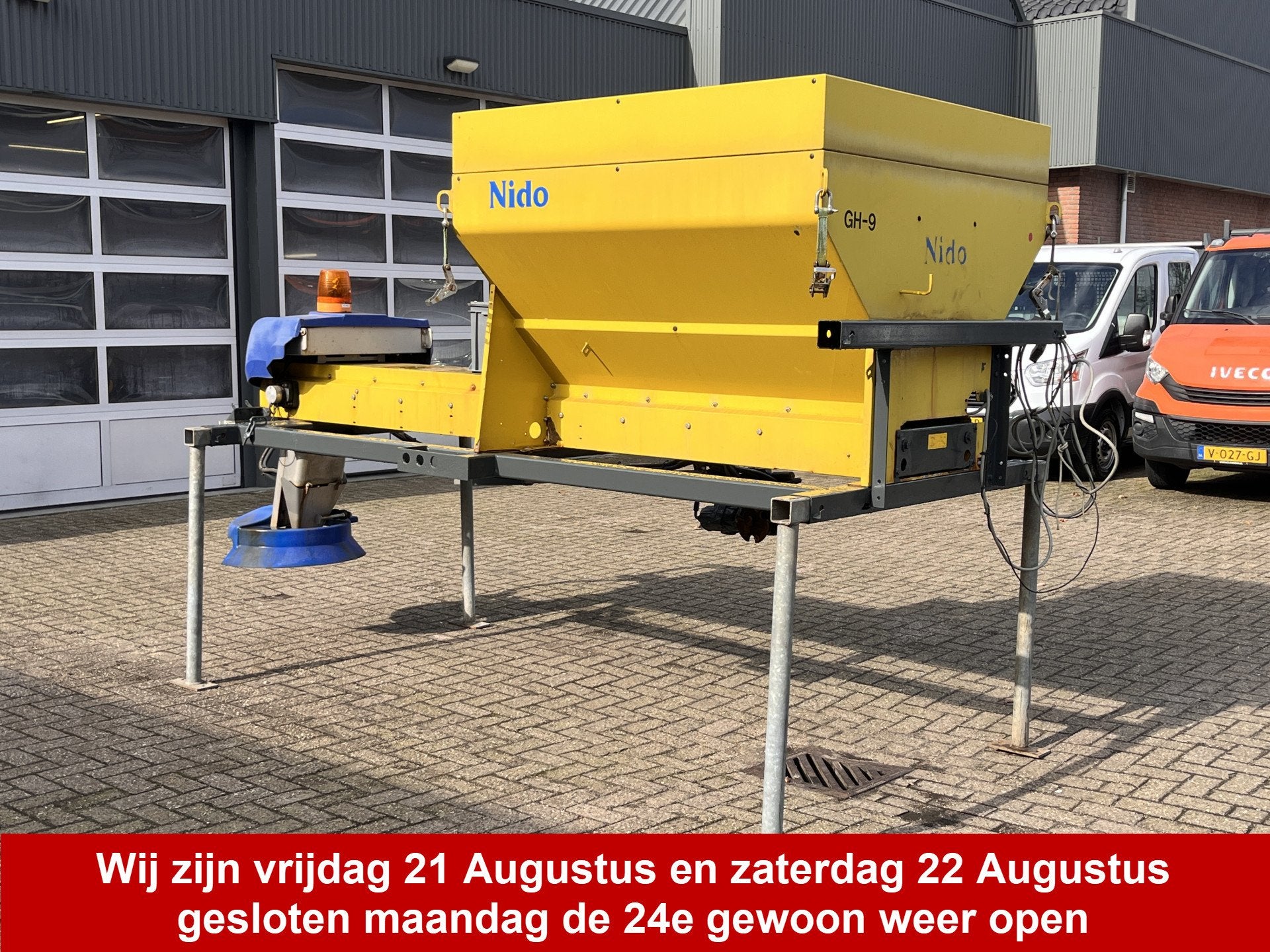 Nido zoutstrooier Stratos met Bedieningskast Wielaandrijving, Dani Autobedrijven B.V., Verkoop@daniautomobielen.nl, Ootmarsumseweg 110
7665SE  ALBERGEN, NL