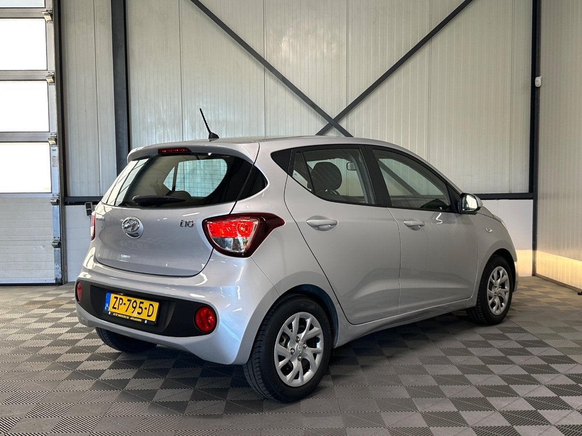 Hyundai i10 1.0i | Comfort 5-Drs | Airco | Cruise, Auto's, 21 km/l, Gebruikt, 4 stoelen, Bedrijf