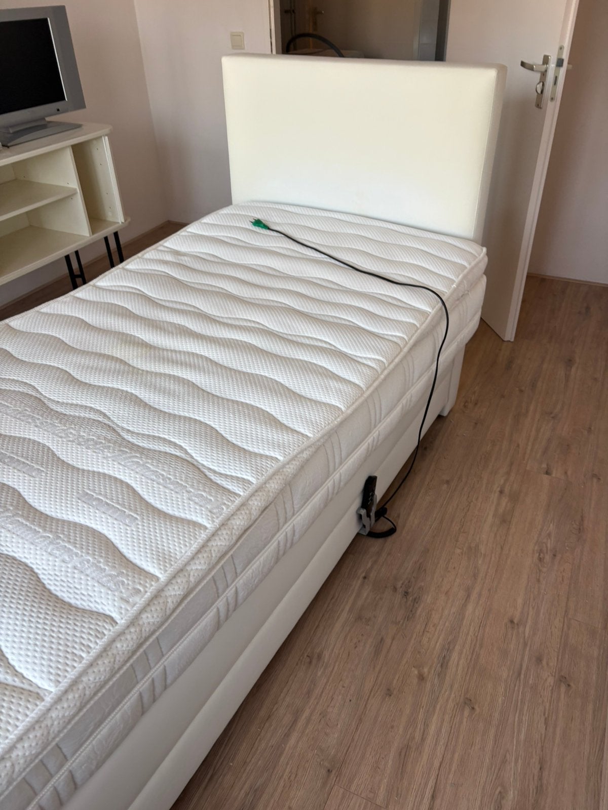 Elektrisch bed gratis afhalen, Ophalen, 90 cm, Eenpersoons, Onbekend