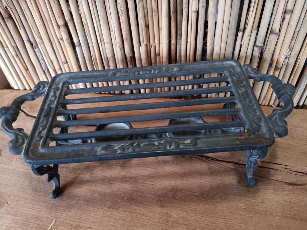 Gietijzeren warmhoudplaat, Antiek en Kunst, Curiosa en Brocante, Ophalen of Verzenden