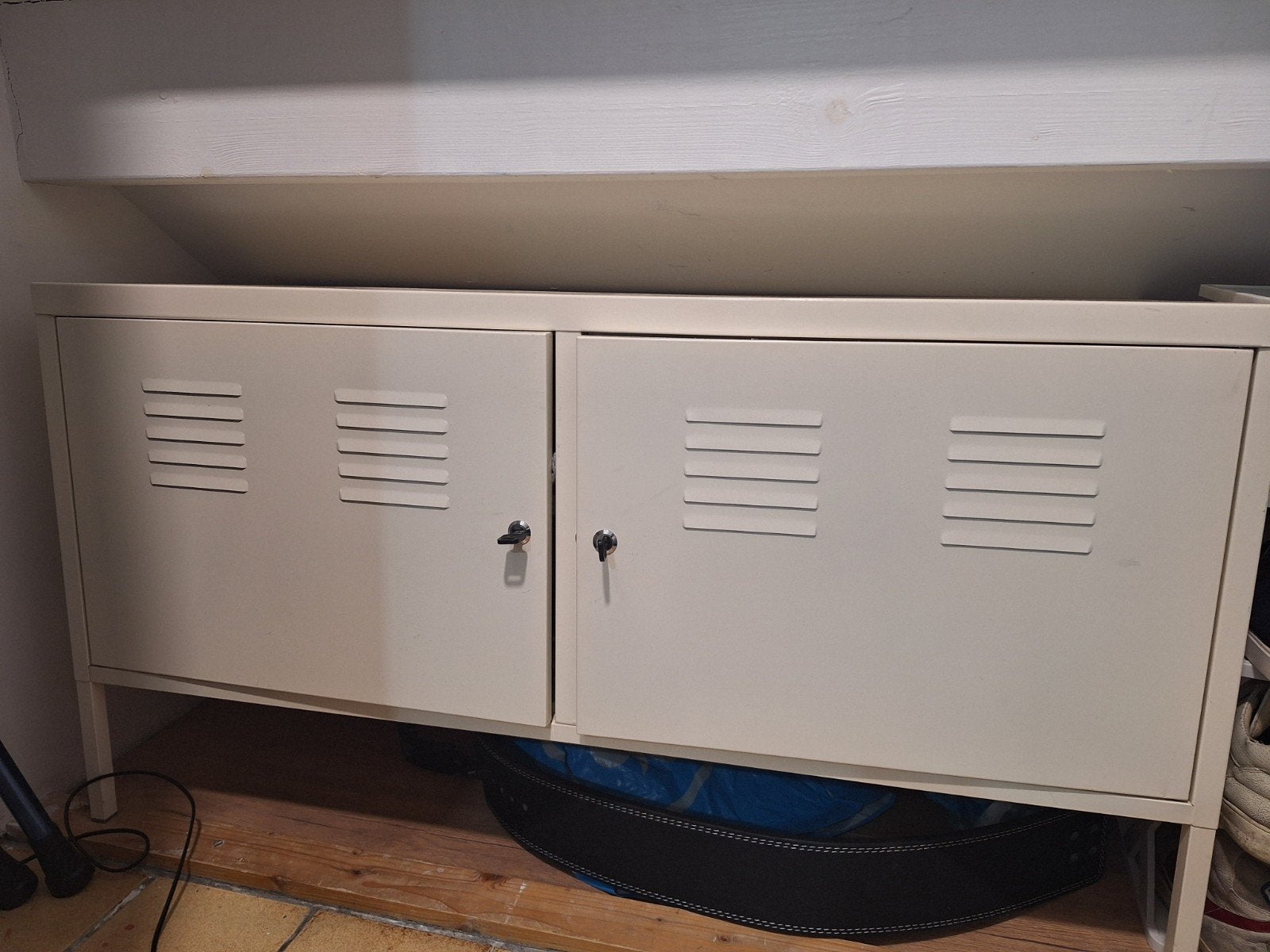 Ikea PS kast metaal beige, Huis en Inrichting, Ophalen, Zo goed als nieuw, Modern