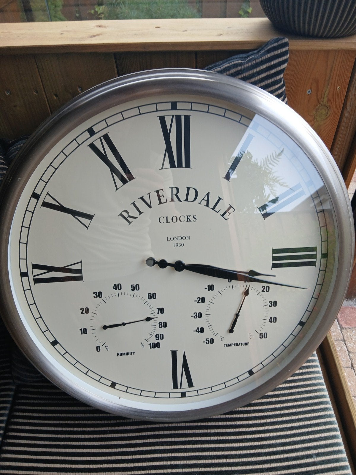 Riverdale klok, Ophalen, Wandklok, Grijs, Zo goed als nieuw