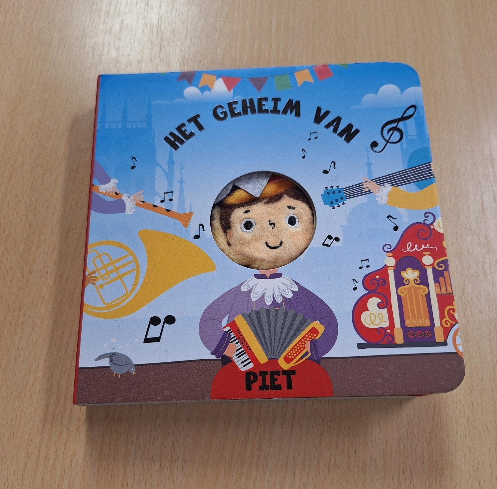 Het geheim van Piet, Boeken, 3 tot 4 jaar, Nieuw, Ophalen of Verzenden, Uitklap-, Voel- of Ontdekboek