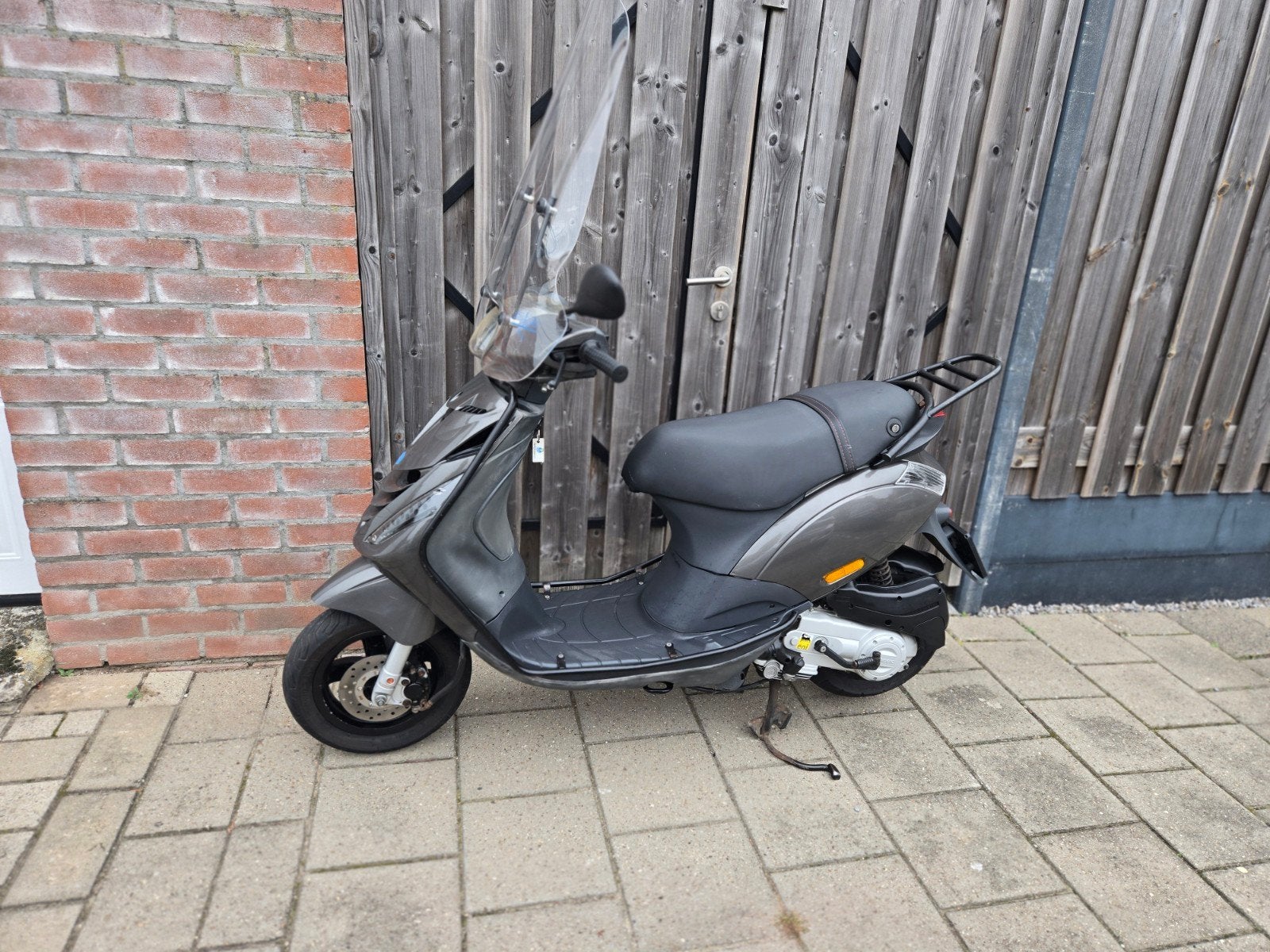 Piaggio zip brom-  bj 2014, Fietsen en Brommers, Ophalen, Gebruikt, Maximaal 45 km/u, Zip