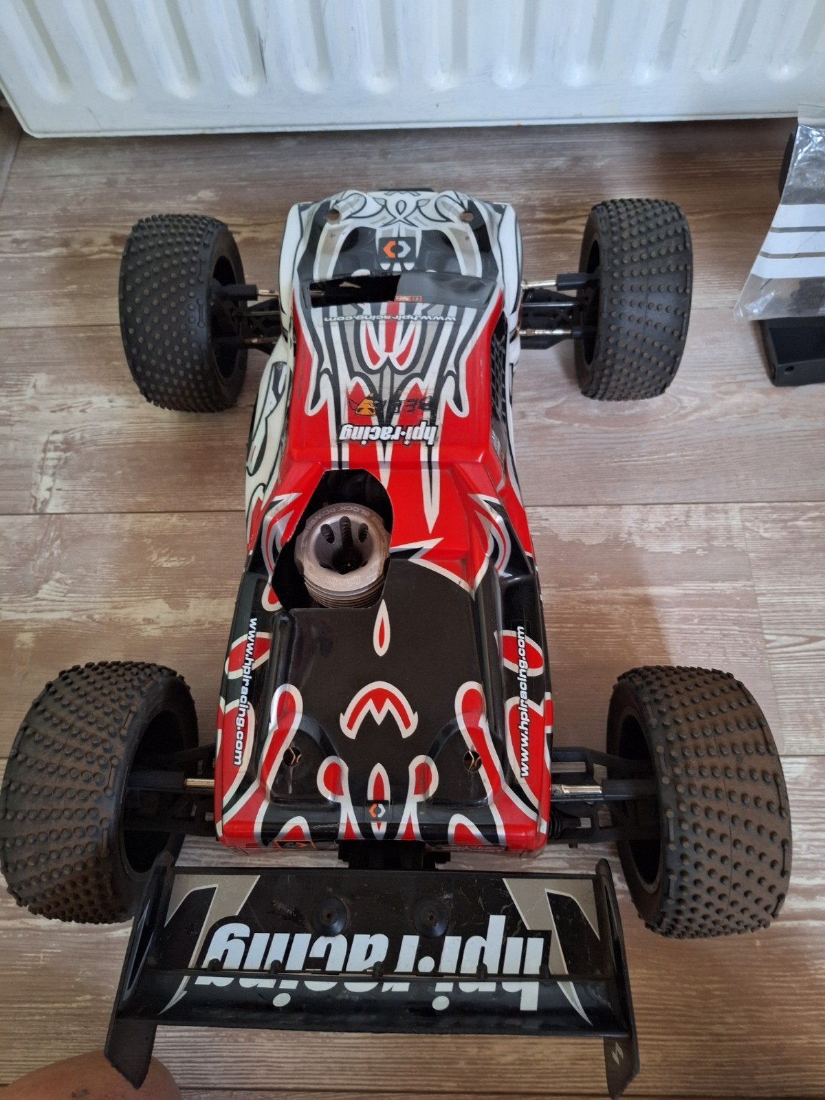 HPI Racing RC auto met nitro motor en afstandsbediening, Gebruikt, Auto offroad, Ophalen of Verzenden, Schaal 1:8
