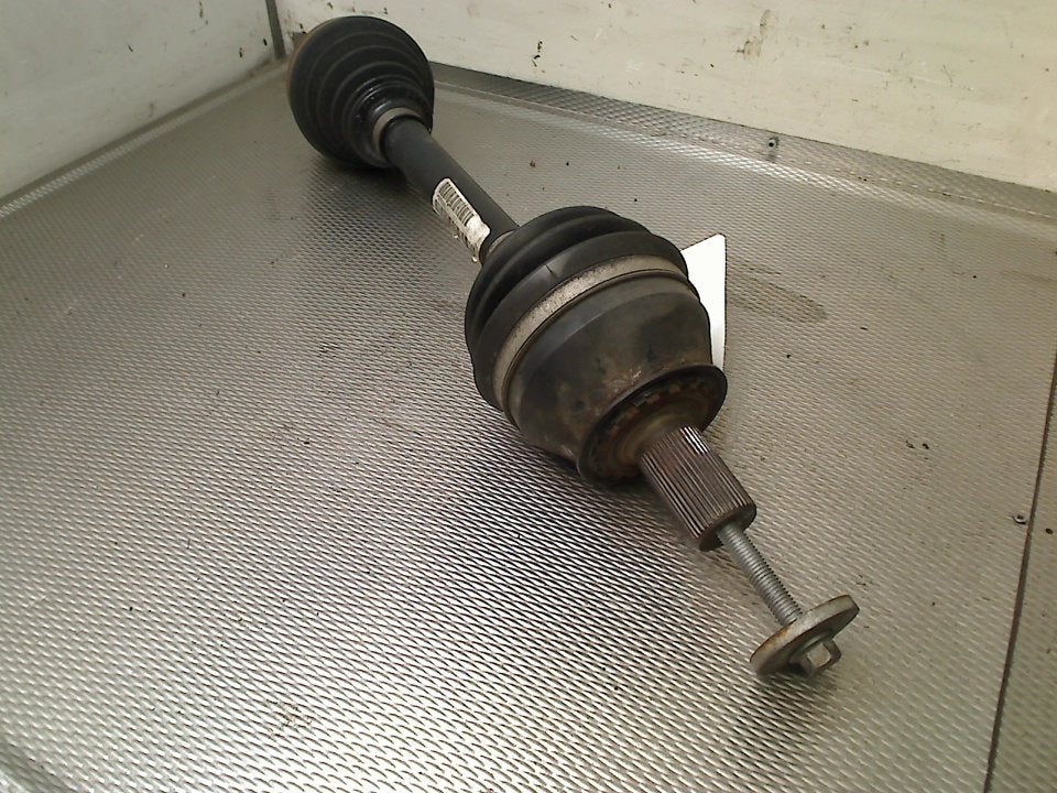 Aandrijfas Links Voor Volvo V70 (BW) (2012-04/2015-12), Gebruikt, Siegburger Straße 229, Köln 50679, , Duitsland, Info@volvocars.com