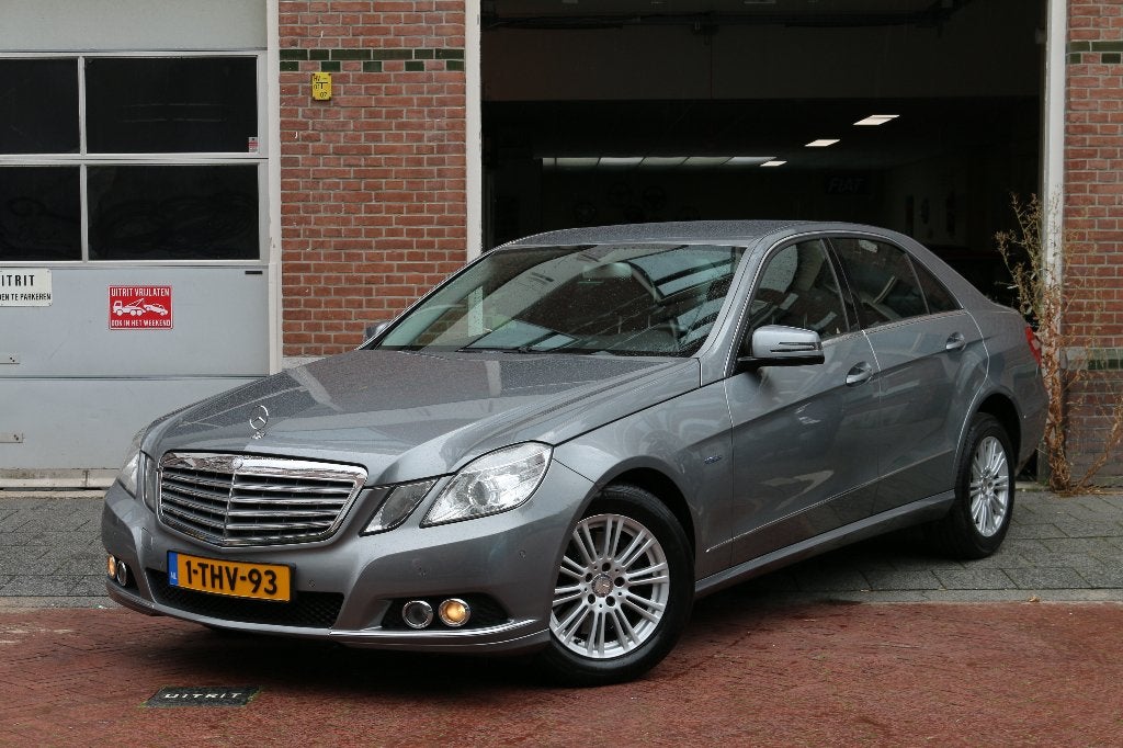 Mercedes-Benz E350 CGI Elegance - Leder/Memory Stoelen/Navi, Automaat, Achterwielaandrijving, Zwart, 2000 kg