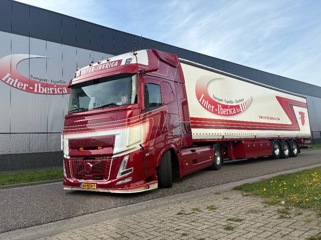 WSI VOLVO FH AERO XXL  MET SCHUIFZEIL OPL  INTER IBERICA, Ophalen of Verzenden, Nieuw, Bus of Vrachtwagen, Wsi