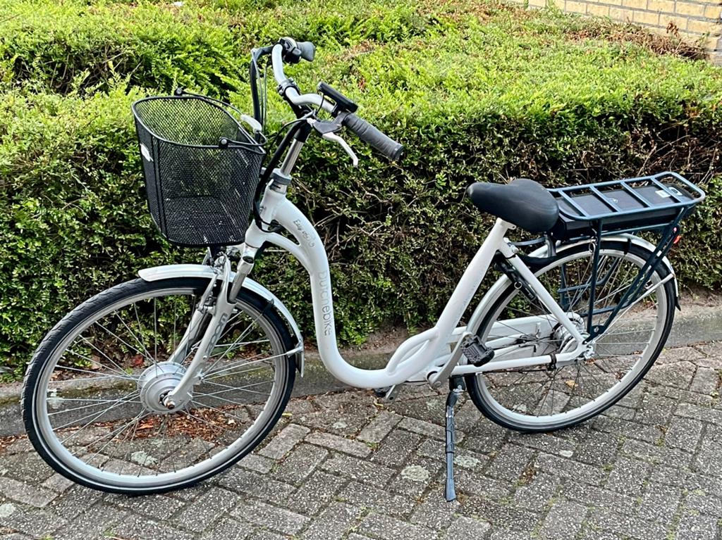 Nette elektrische moederfiets - 40 km actieradius, Ophalen, Gebruikt, 30 tot 50 km per accu, Overige merken