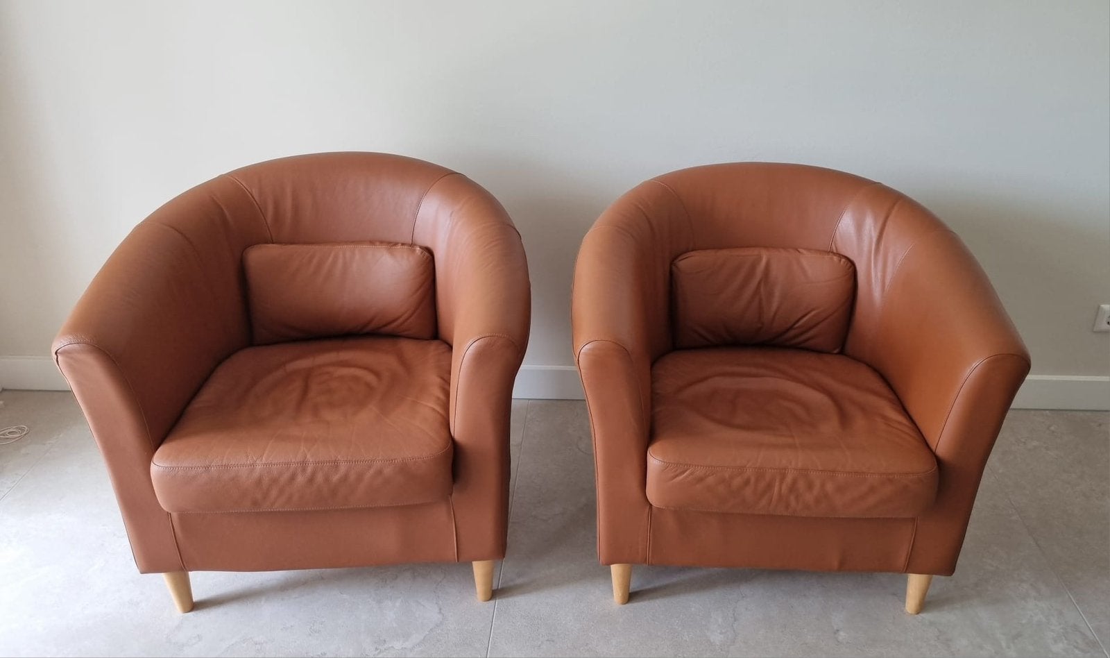 2 lederen fauteuils van Ikea, Ophalen, Zo goed als nieuw, 50 tot 75 cm, Leer