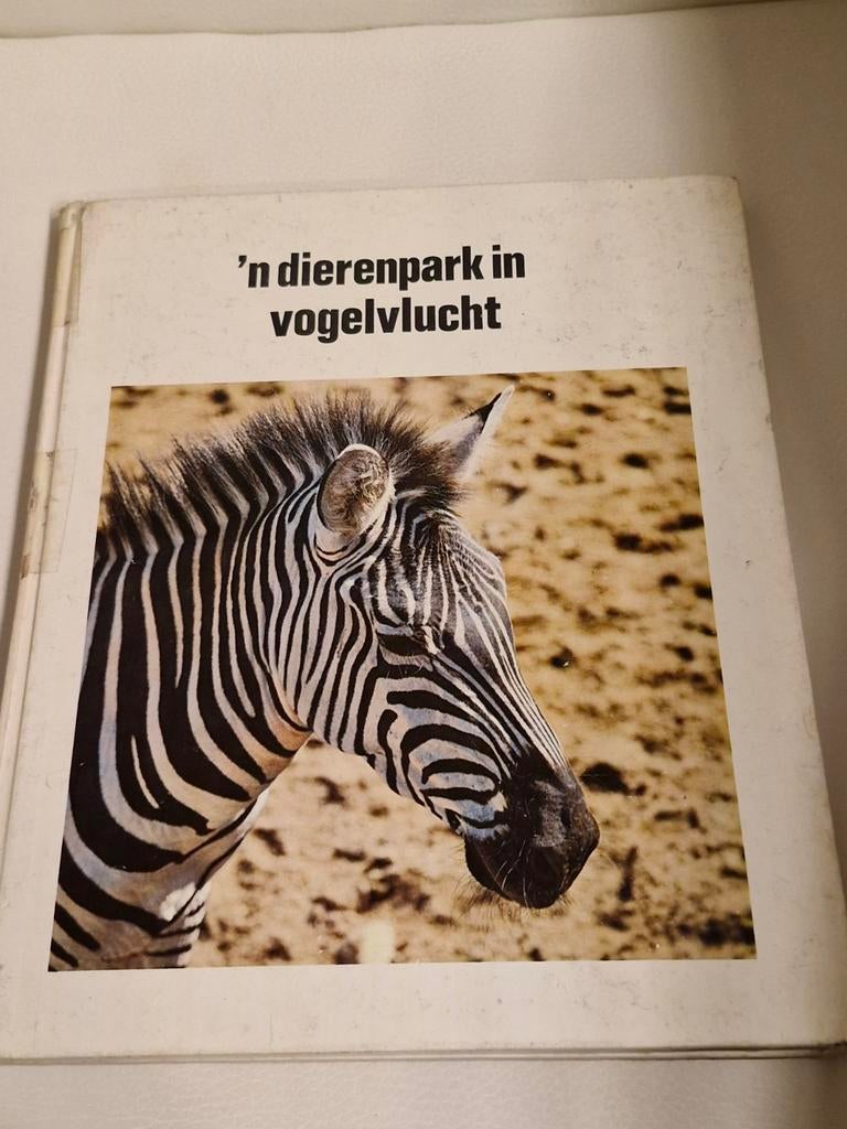 'n Dierenpark in Vogelvlucht Ouwehand Dierenpark, Ophalen of Verzenden