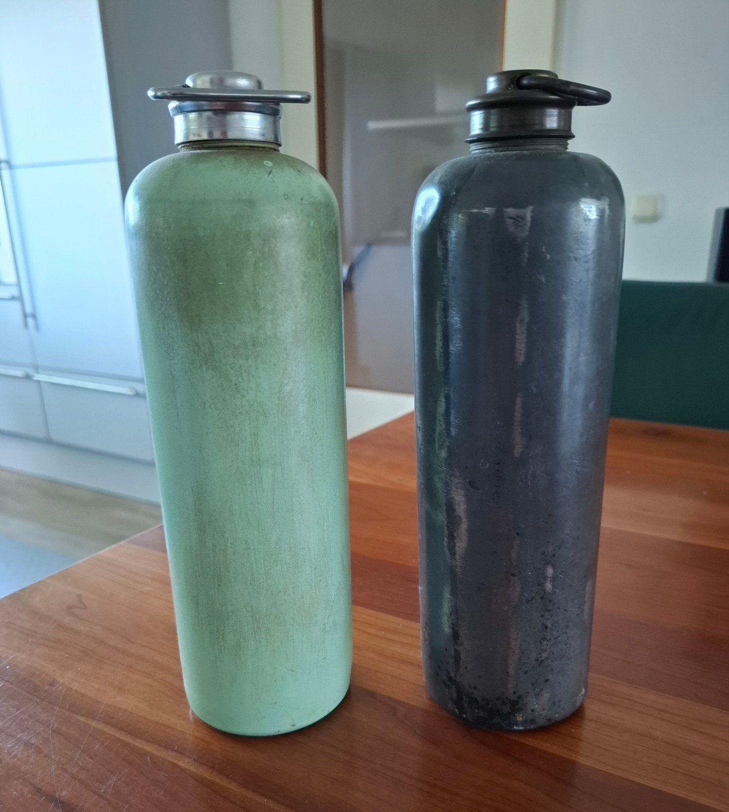 2 Antieke Beddenkruiken - Curiosa, Antiek en Kunst, Ophalen of Verzenden