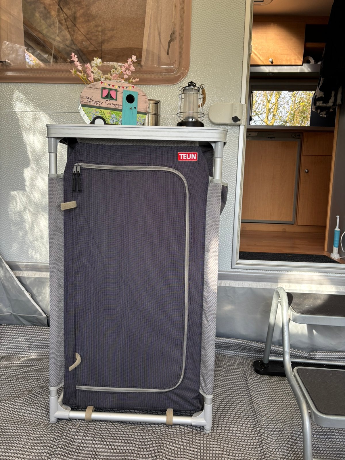 Teun campingkast, Caravans en Kamperen, Ophalen, Zo goed als nieuw, Campingkast
