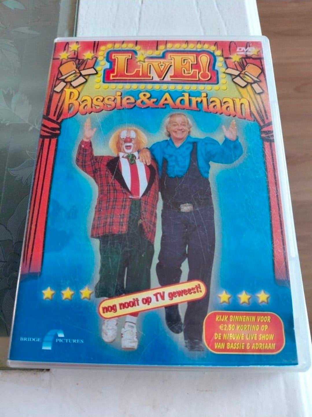 Bassie en Adriaan LIVE dvd., Gebruikt, Alle leeftijden, Tv-serie, Ophalen of Verzenden