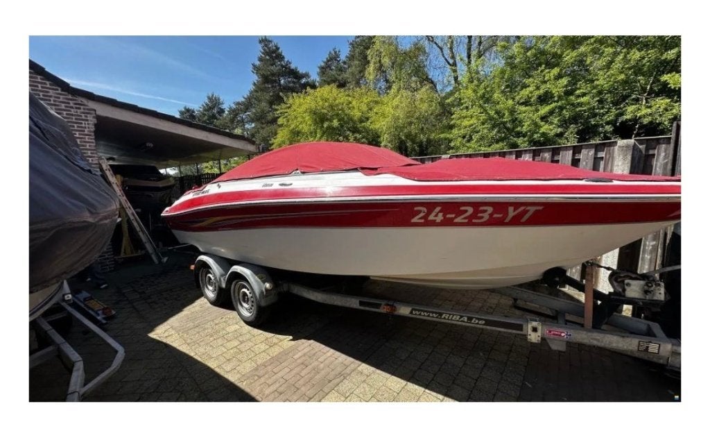 Four Winns bowrider H200 met V6 en Riba Trailer, Watersport en Boten, Overige merken, Binnenboordmotor, 225 pk, Zo goed als nieuw