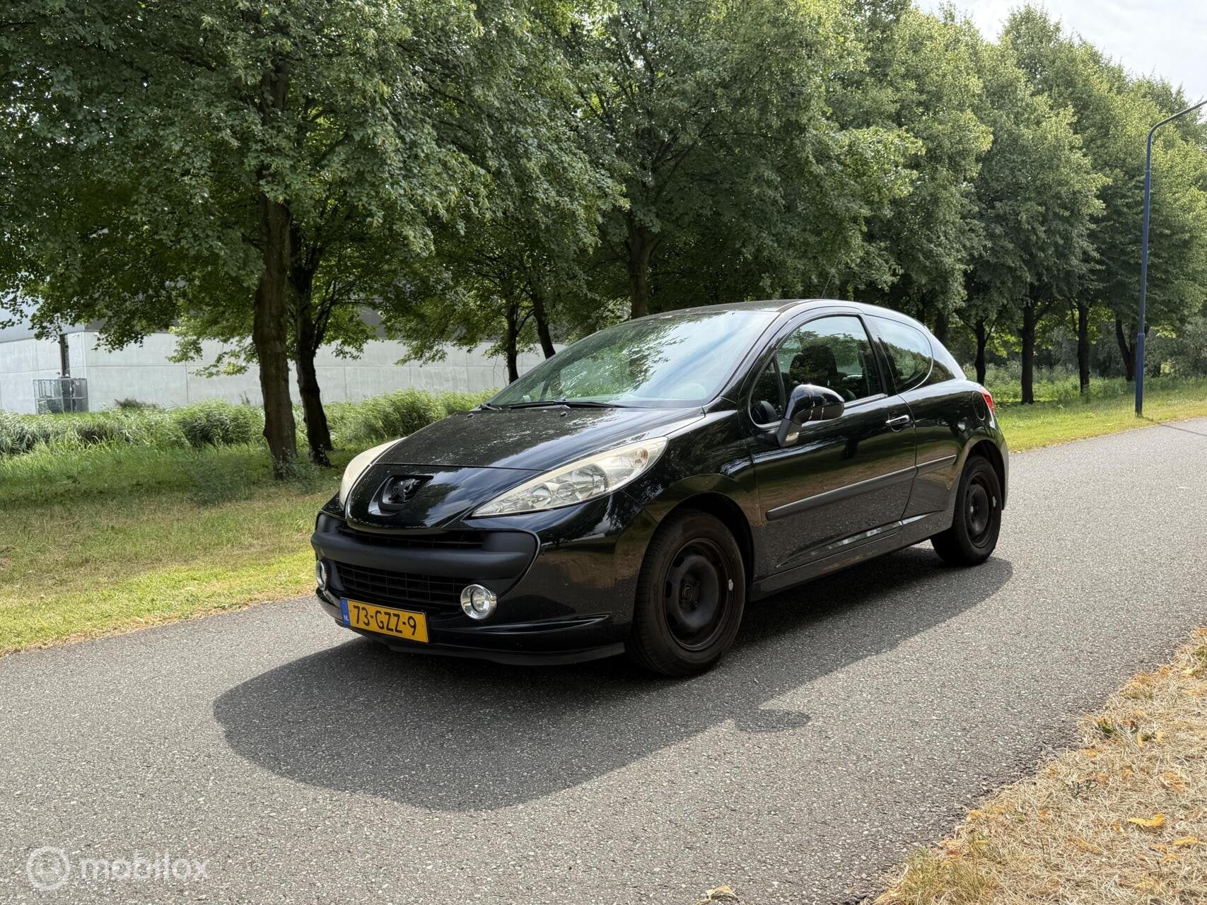 Peugeot 207 1.6 VTi XS*GROOT SCHERM*AIRCO*APK 5/27*ELEK RAME, Voorwielaandrijving, Gebruikt, 4 cilinders, Zwart