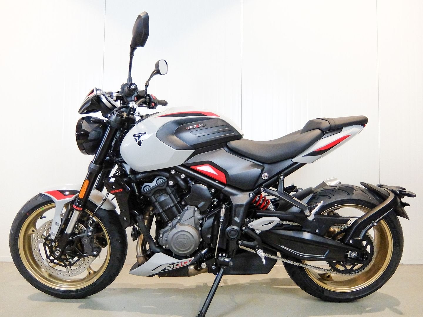 TRIUMPH TRIDENT 800 (bj 2026), Motoren, Motorrijbewijs A, Bedrijf, Onbekend, Onbekend