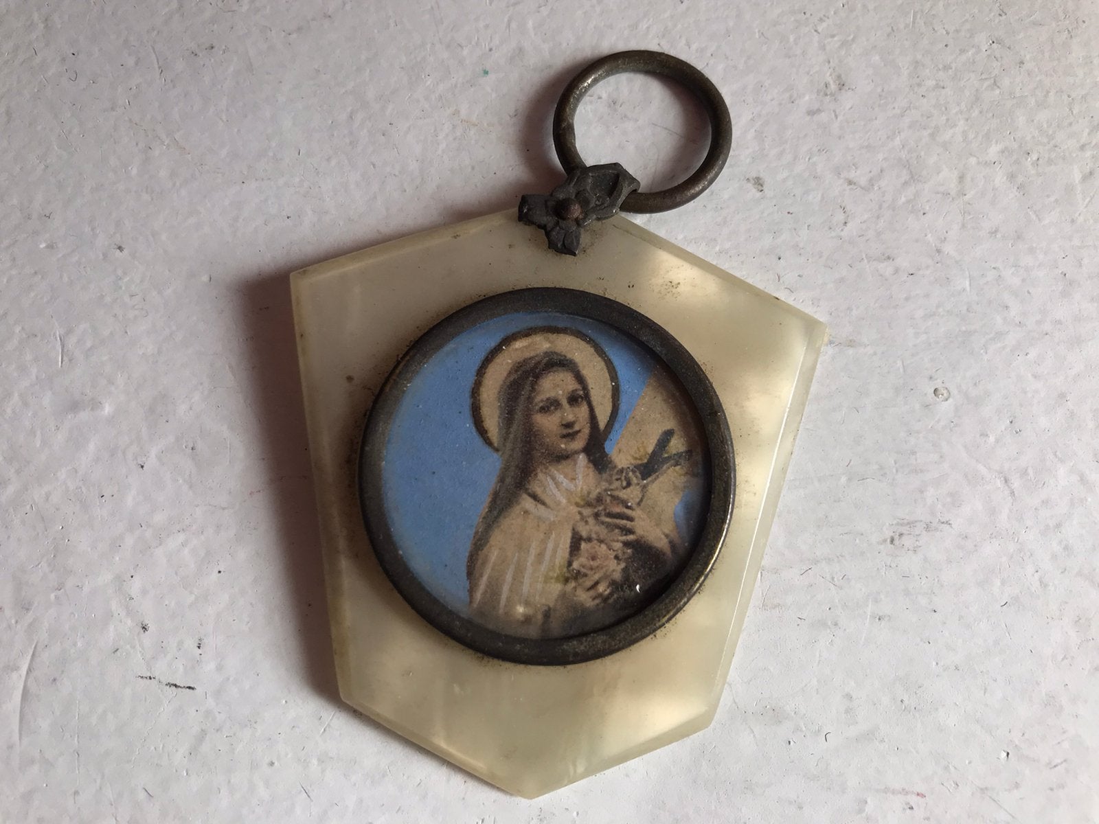 Medaillon Theresia van Lisieux, Ophalen of Verzenden