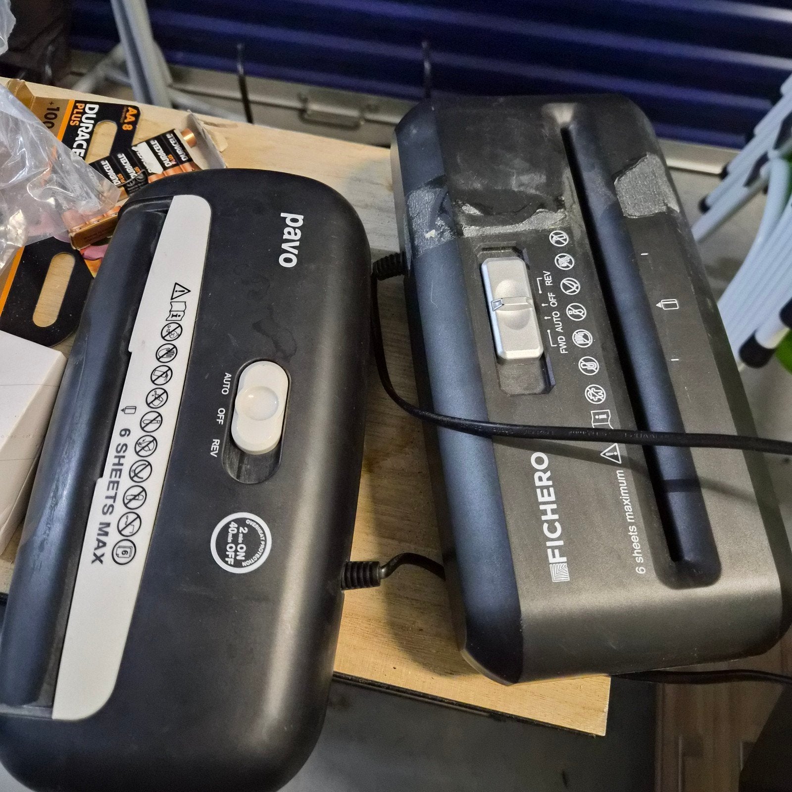 2x Papierversnipperaar - Pavo & Fichero, Diversen, Ophalen of Verzenden, Gebruikt
