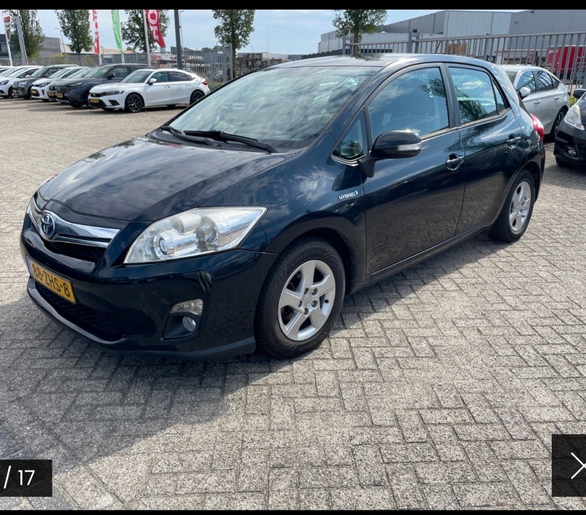Toyota Auris 1.8 Full Hybrid |  dealeronderhouden | lage km!, Auto's, Toyota, Euro 5, Stof, Zwart, 4 cilinders