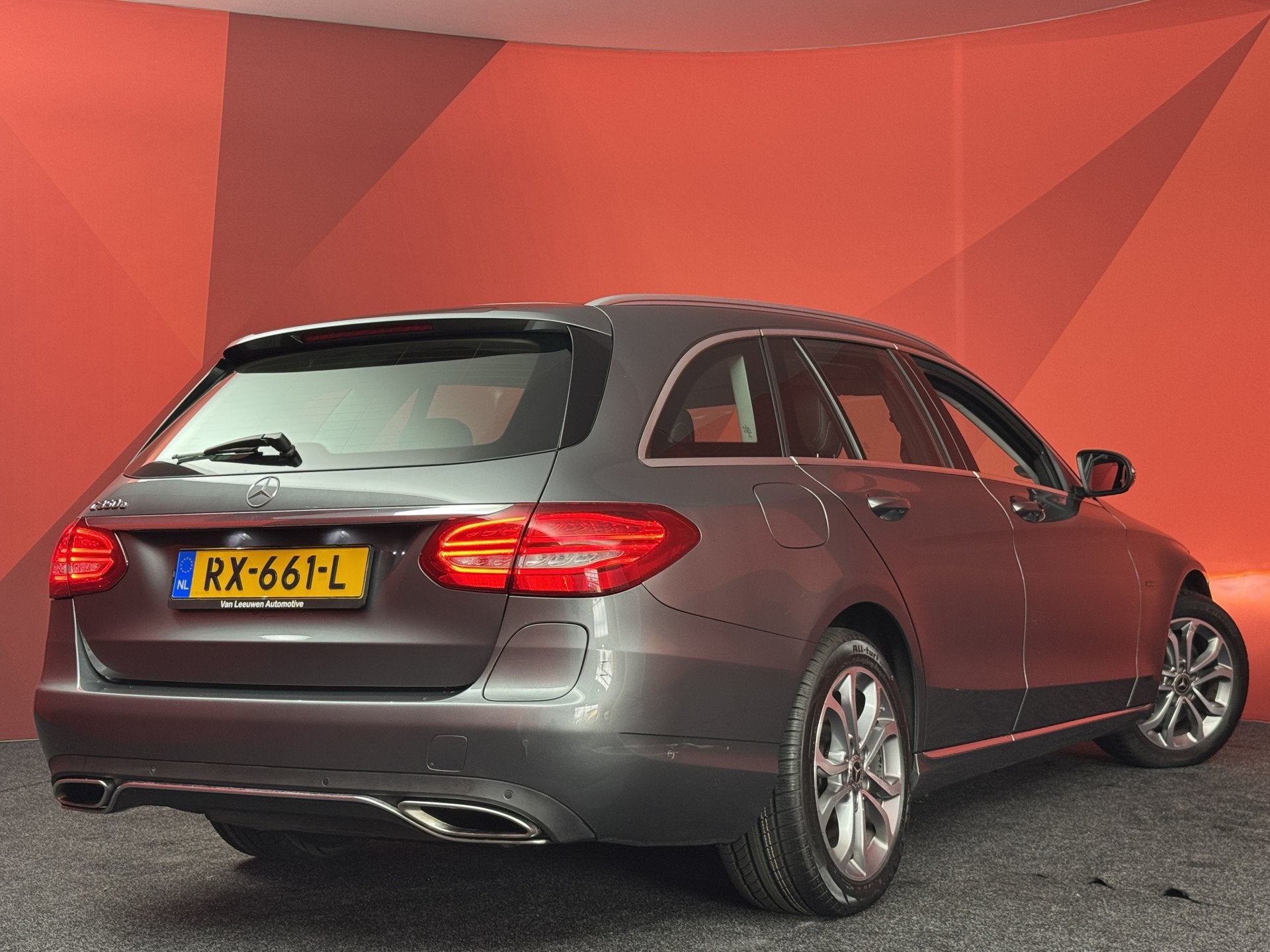 Mercedes-Benz C-Klasse Estate 350 e Premium | Stoelverwarmin, Automaat, Achterwielaandrijving, Gebruikt, Leder en Stof