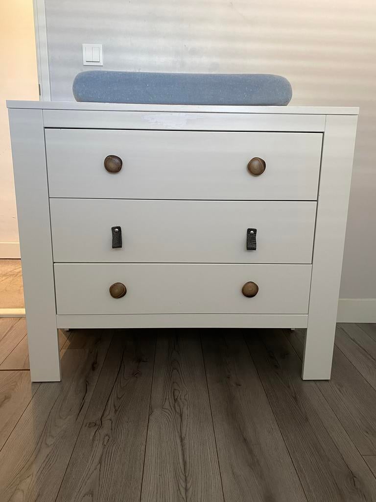 Stevige, witte commode Kindercompagnie Lithoijen, Ophalen, 50 tot 70 cm, Voetruimte, 100 cm of meer